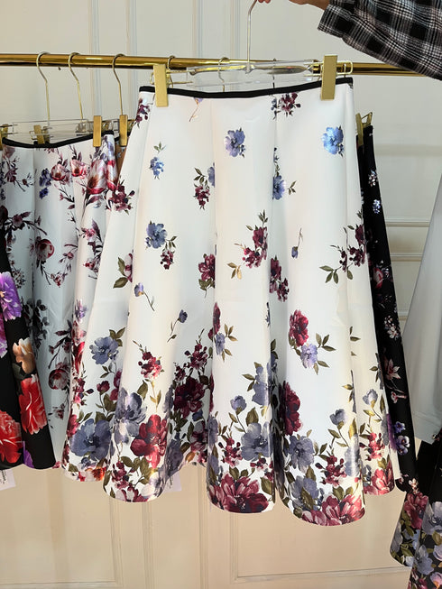 Women Floral Print Flared Skirts